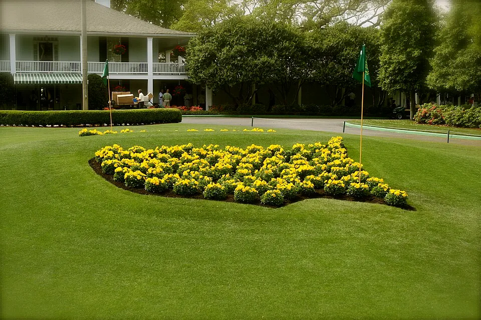 The Masters flower emblem outside Augusta National’s clubhouse